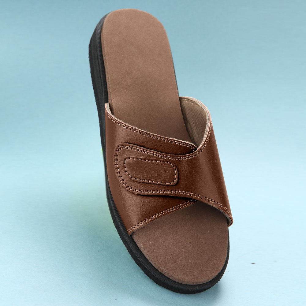 401 RU - Women-Diabetic and Senior Friendly Footwear - Rubber Sole